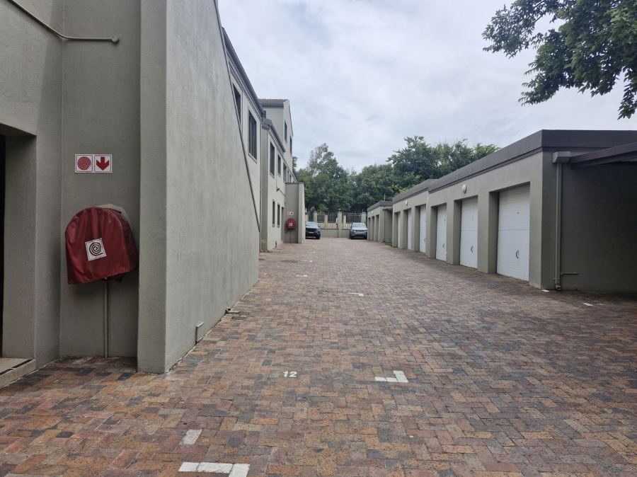 To Let 2 Bedroom Property for Rent in Durbanville Western Cape